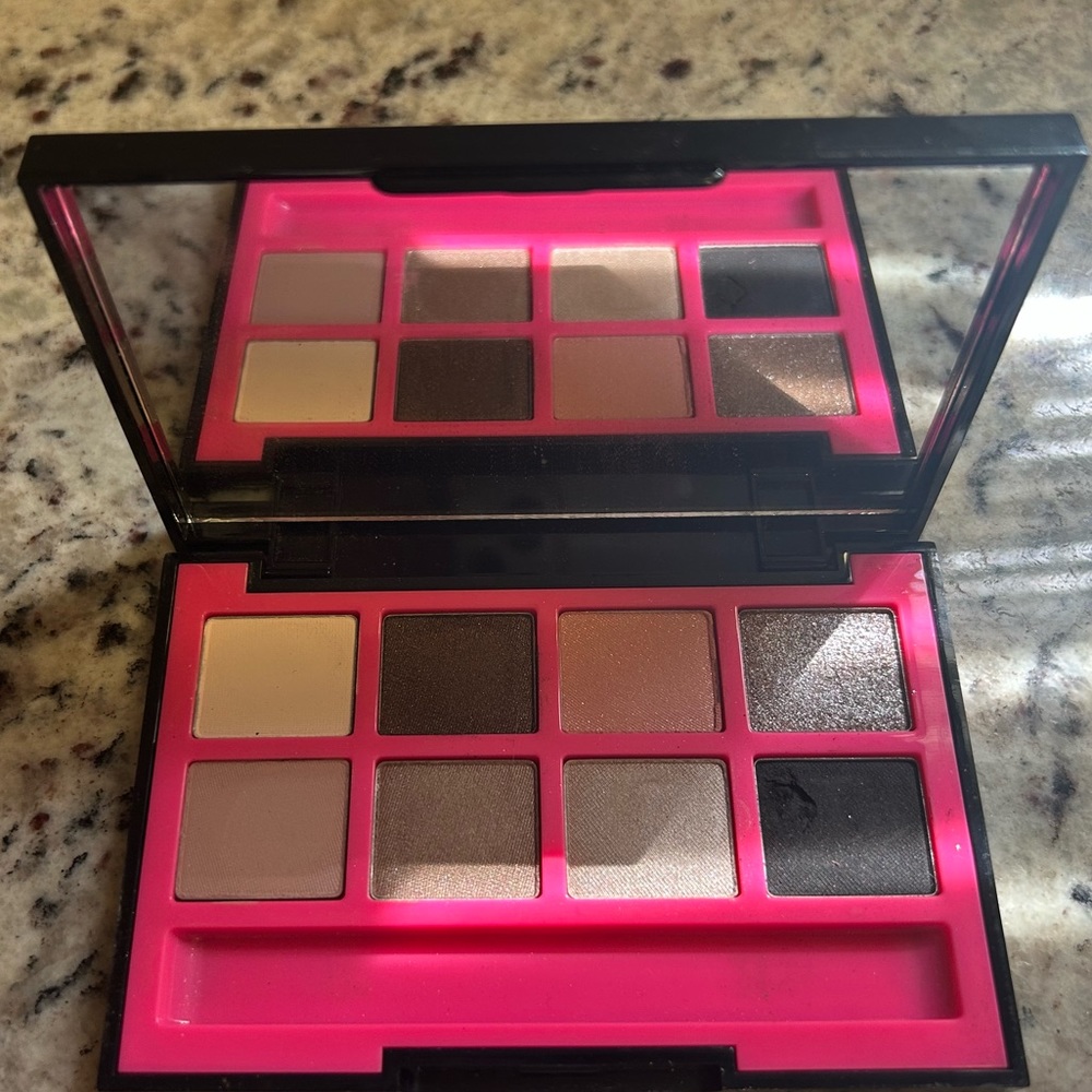 BOBBI BROWN Eyeshadow Palette HOT NUDES Cool Neutral Eye Shadow No Brush